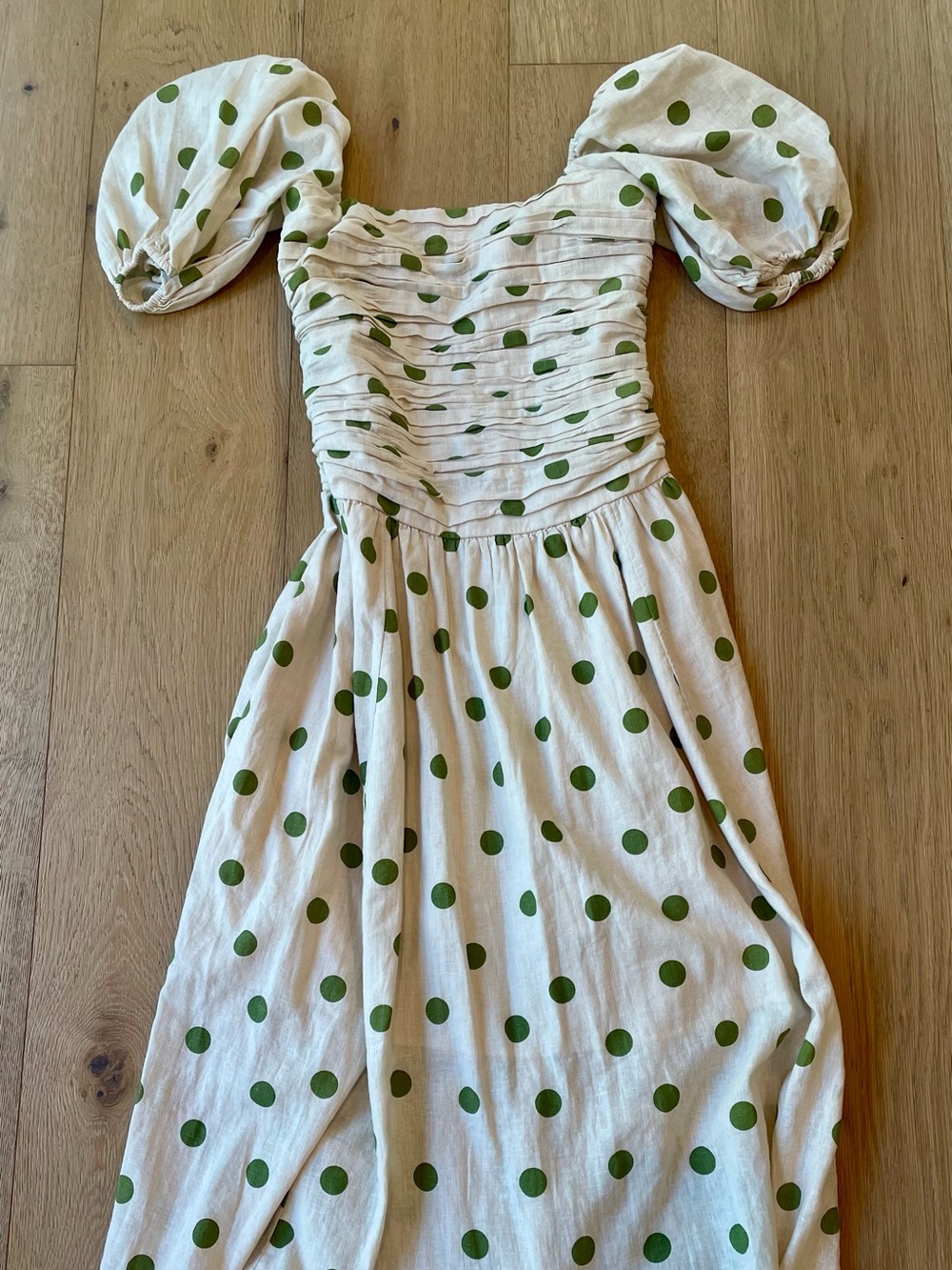 Abercrombie & Fitch Cream Dress with Green Polka Dots and Puff Sleeves